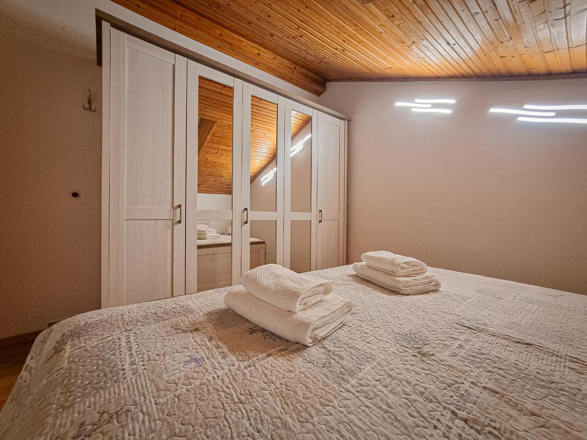 Apartments Marija Nada Малинська Екстер'єр фото