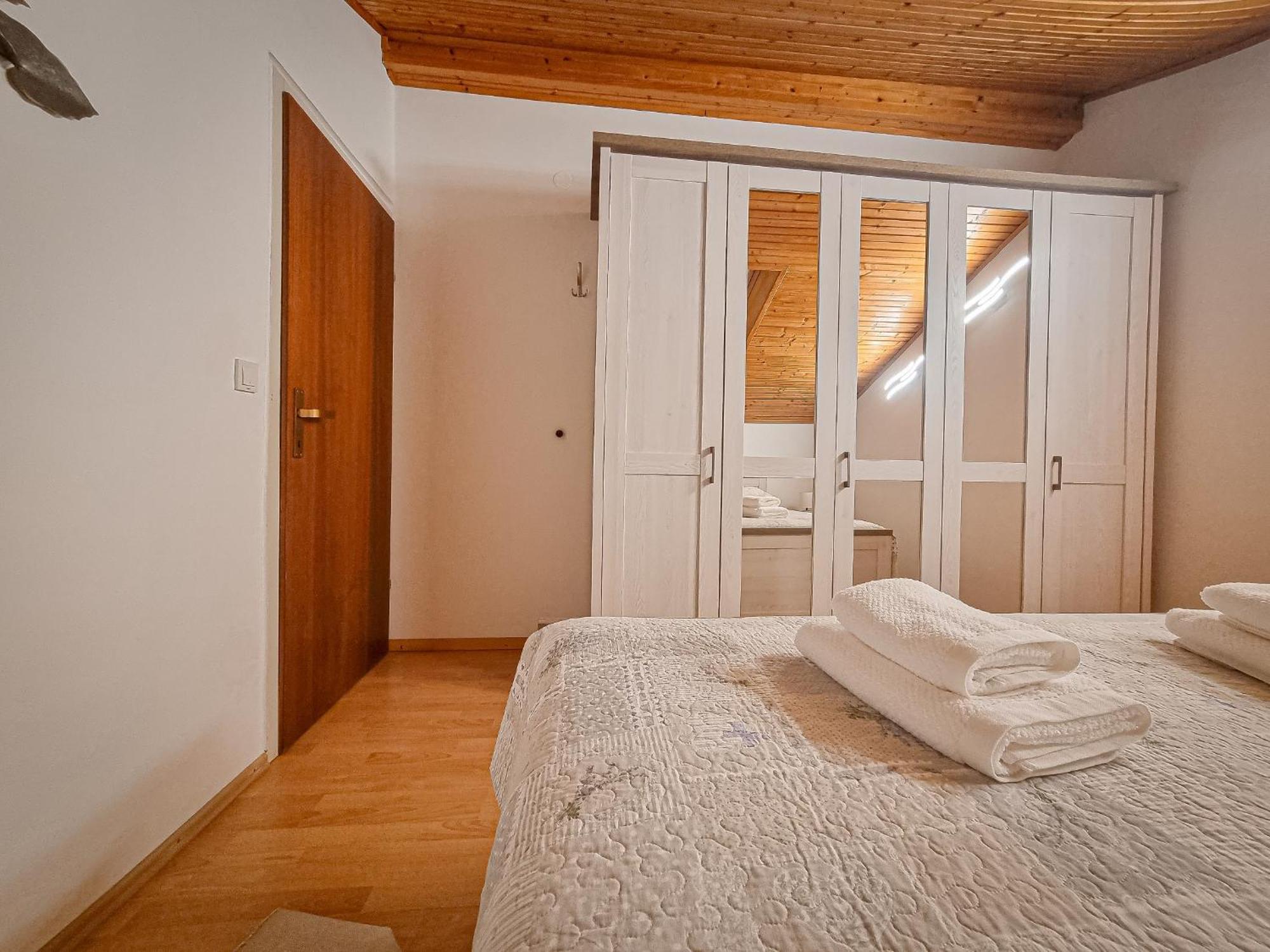 Apartments Marija Nada Малинська Екстер'єр фото